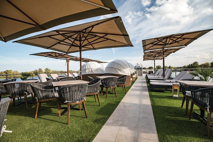 Top Deck Bar
